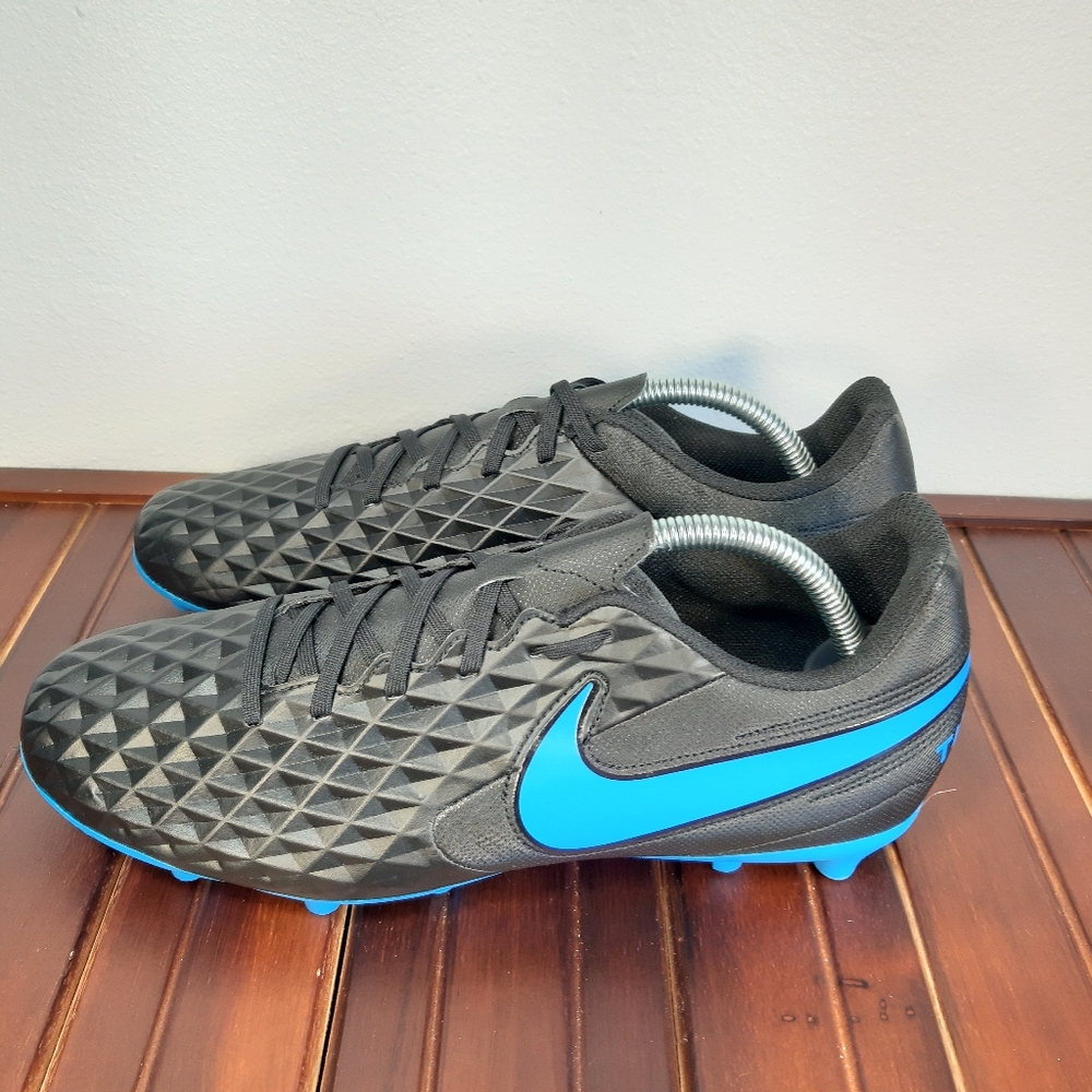 NIKE TIEMPO LEGEND 8 CLUB FG SOCCER CLEATS - Picture 5 of 7